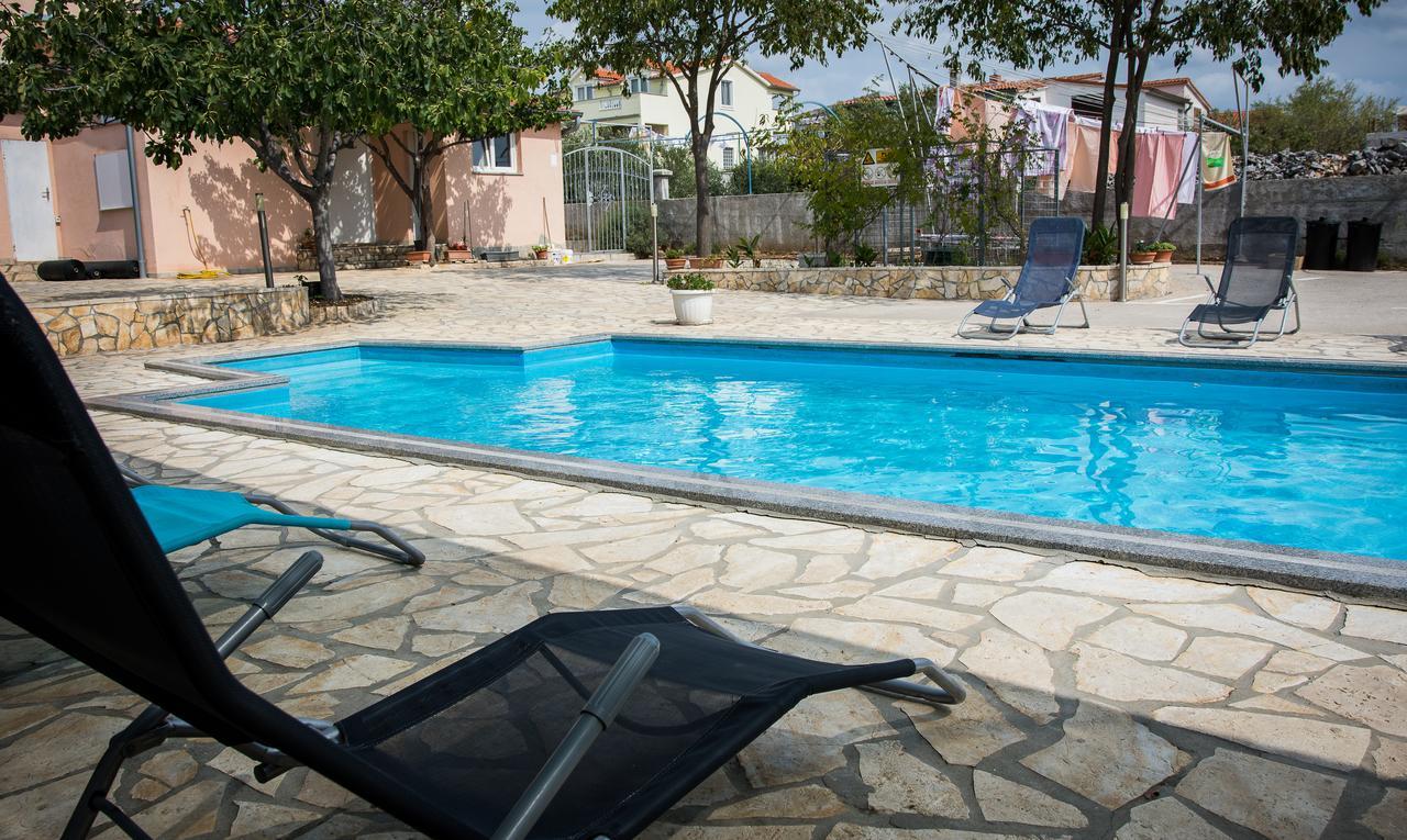 Mobile Homes Bonaca Srima Exterior photo